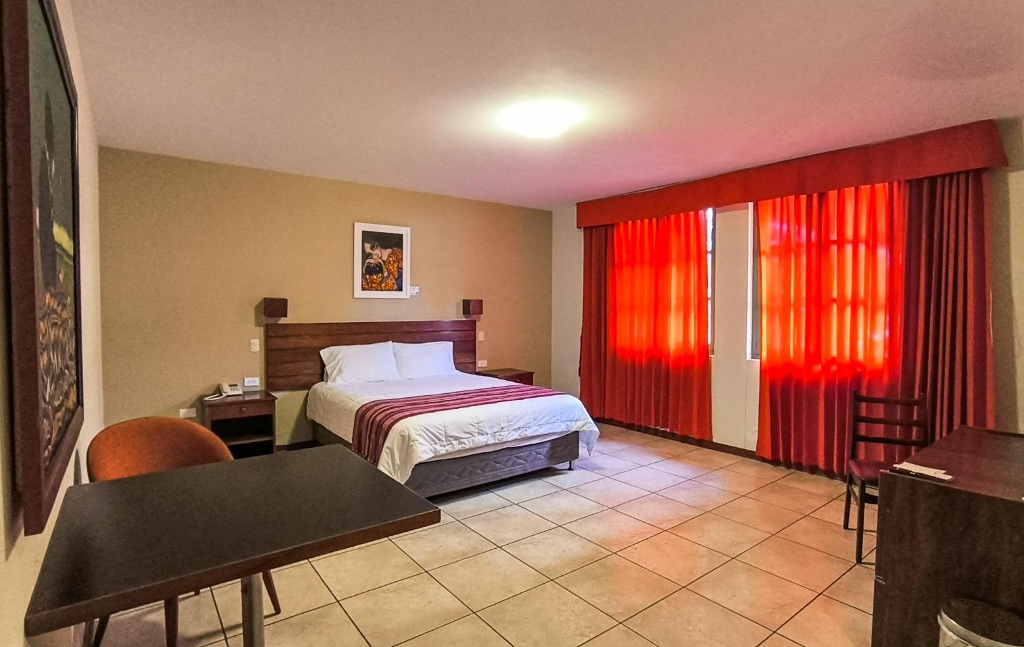 Hotel Tartar Cajamarca Exterior photo