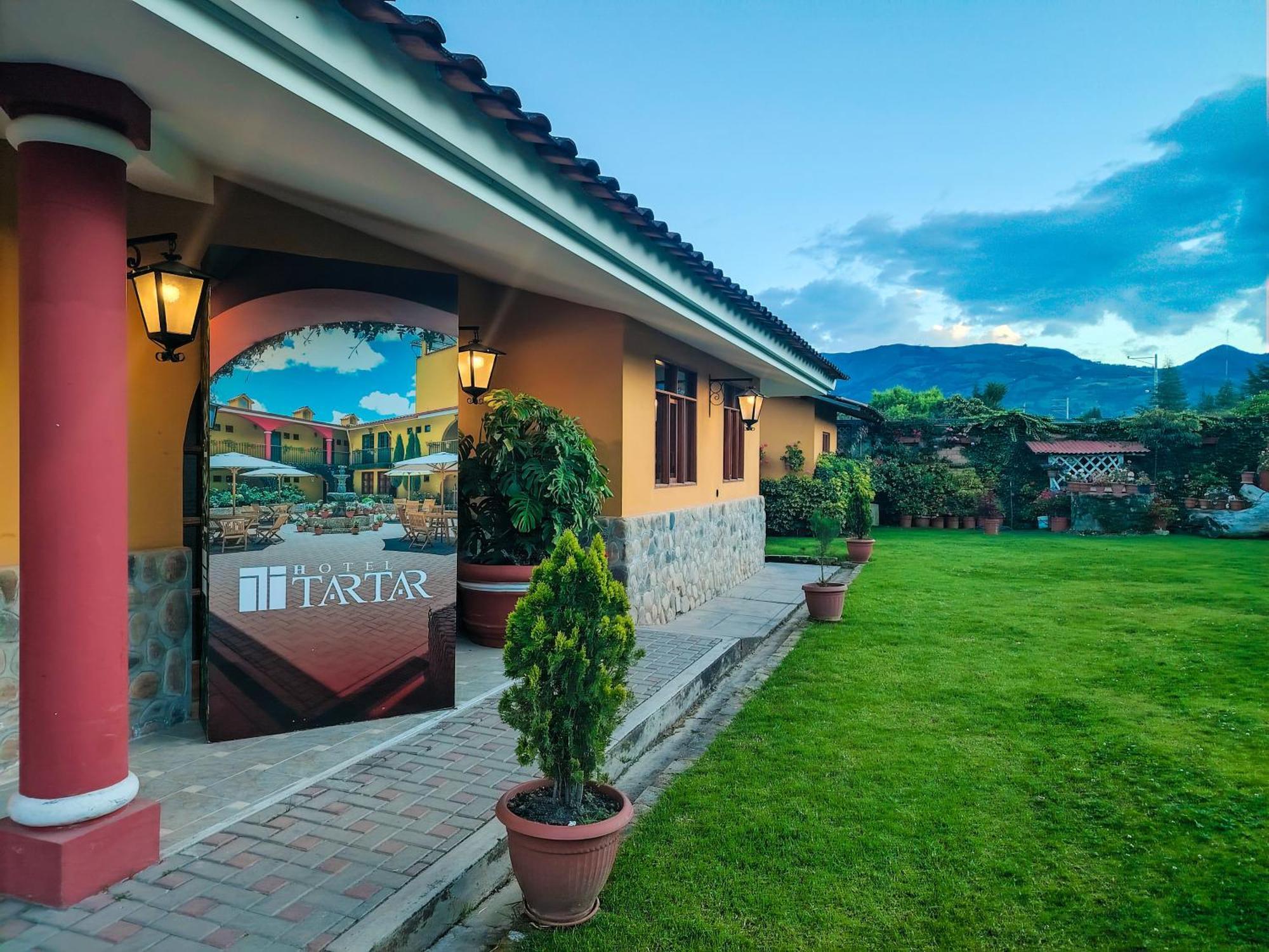 Hotel Tartar Cajamarca Exterior photo